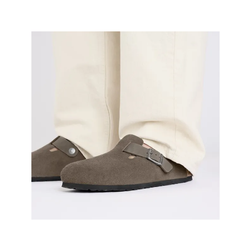 Birkenstock Boston moški natikač v kombinaciji semiš ter oljenega usnja concrete gray regular 1029210